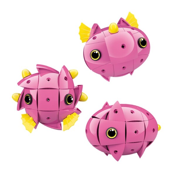 Personnage magnétique Kor Tazoo Dina, trois vues du jouet rose assemblé
