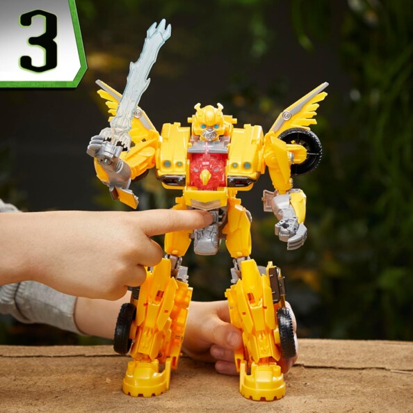 Figurine Bumblebee en mode aigle