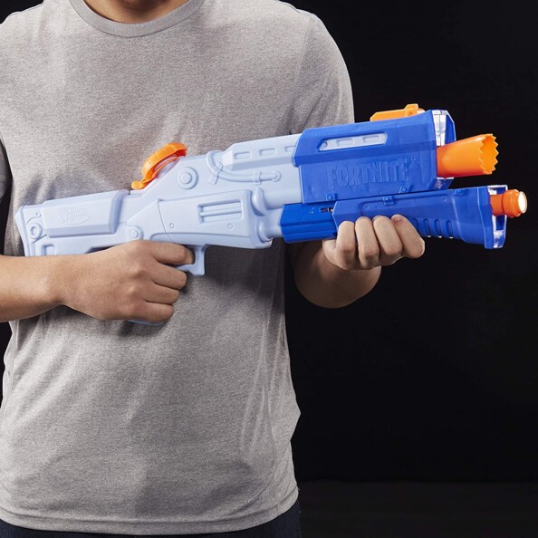 Recharge du pistolet à eau Fortnite
