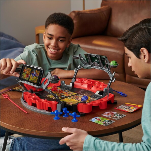 Partie filmé entre amis avec l'arène Bakugan