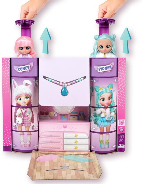Ouveture de la garde-robe et sortie des poupées BFF