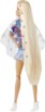 Poupée Barbie avec longs cheveux blonds ornés de coeurs