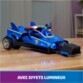 Mise en situation des effets lumineux bleus de la voiture du super-chien Chase de la Pat' Patrouille en mode Turbo