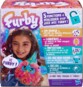 Jouet interactif Furby Hasbro, emballage avec fillette et cinq fonctions interactives